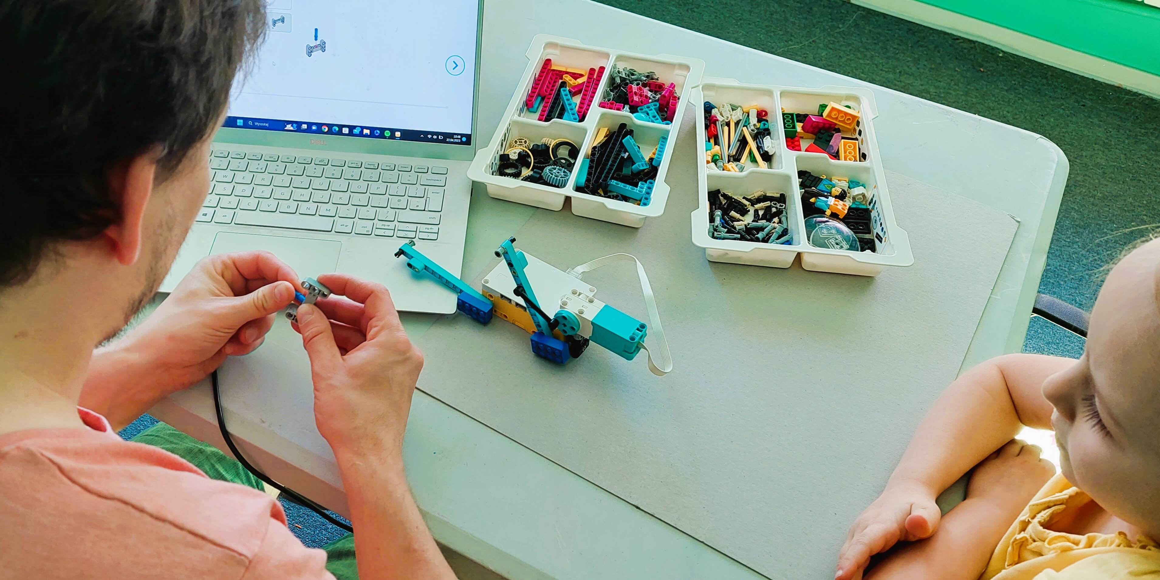 Półkolonie białystok programowanie i robotyka (3)